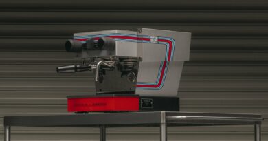 Porsche et La Marzocco créent une machine à expresso en édition limitée