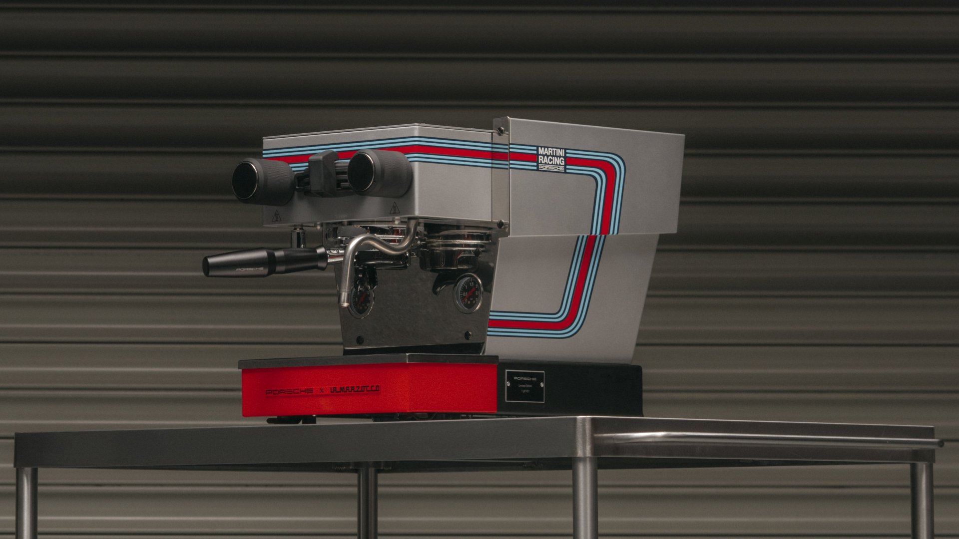 Porsche et La Marzocco créent une machine à expresso en édition limitée