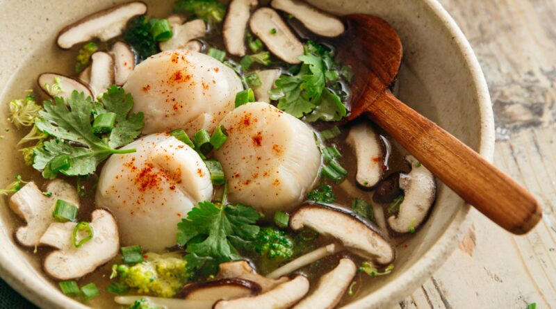 Bouillon thaï aux noix de Saint-Jacques